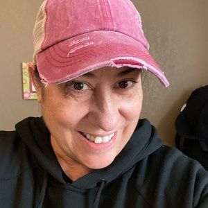 Meet your Posher, Cindy